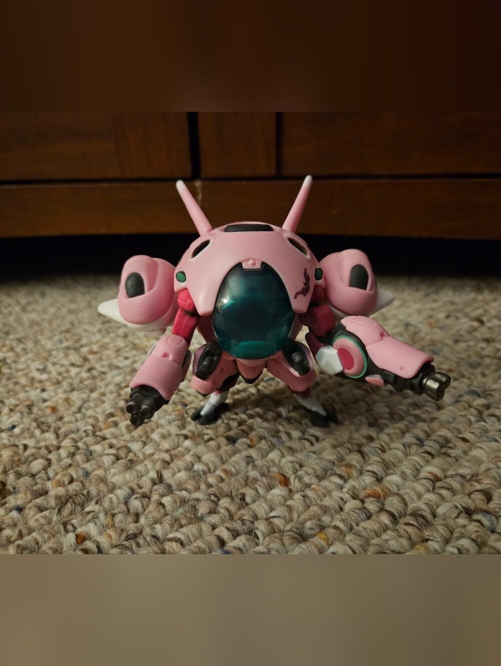 Blizzard Entertainment Overwatch D.Va Meka Figure